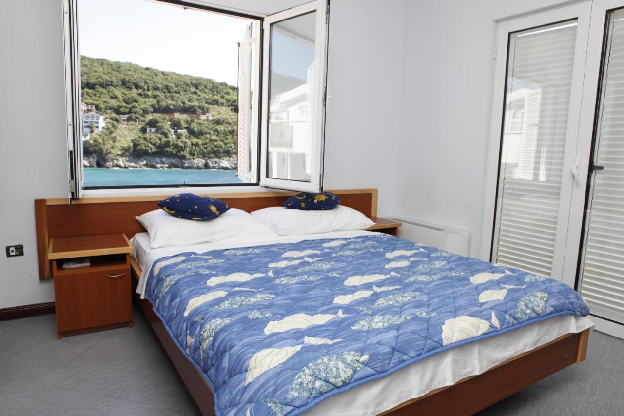 Hotel R Utjeha Quarto foto